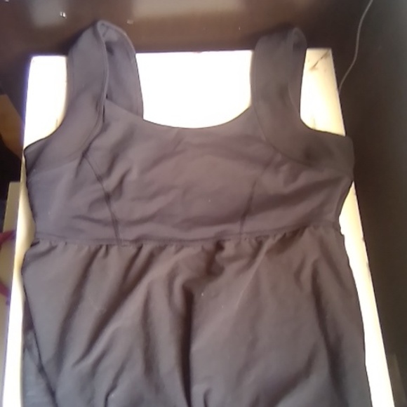 Lululemon shirt - Picture 2 of 2